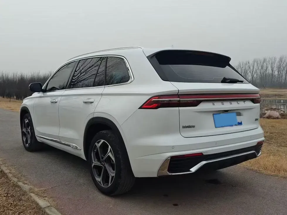 2021 Geely Monjaro 2.0T 218HP L4 7DCT,autocango,china used car exporter,china ev exporter,chinese used car exporter,chinese used ev exporter
