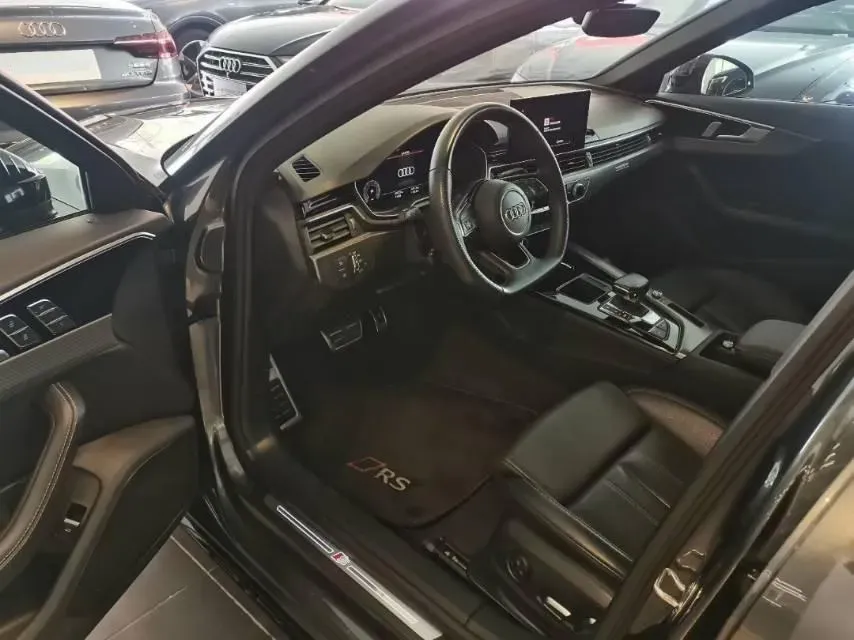 2024 Audi A4L 2.0T 190HP L4 7DCT,autocango,china used car exporter,china ev exporter,chinese used car exporter,chinese used ev exporter