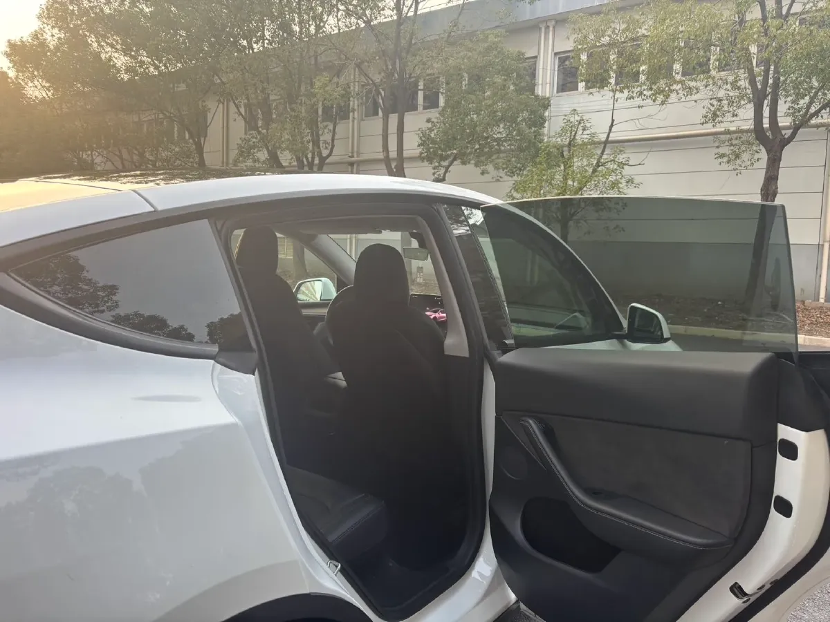 2022 Tesla Model Y BEV 78.4KWH,autocango,china used car exporter,china ev exporter,chinese used car exporter,chinese used ev exporter