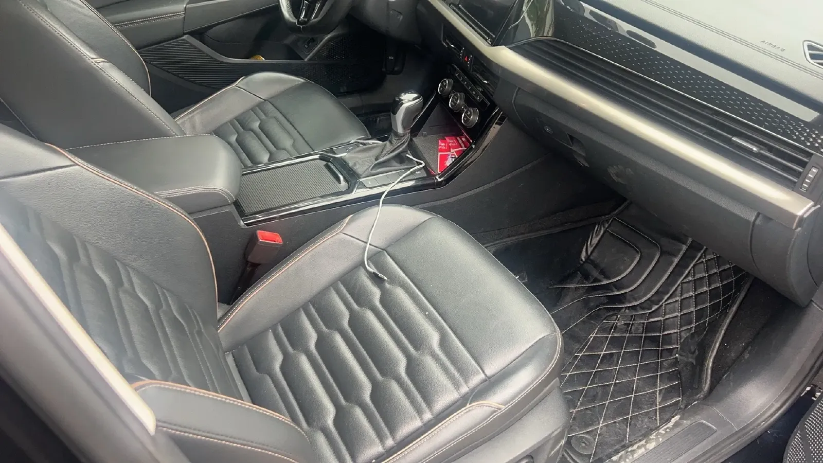 2019 Skoda Kodiak 2.0T 186HP L4 7DCT,autocango,china used car exporter,china ev exporter,chinese used car exporter,chinese used ev exporter