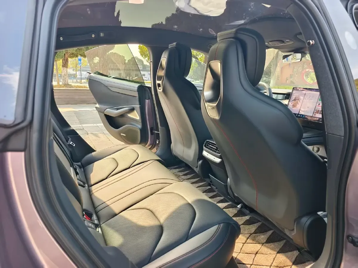 2024 MI SU7 BEV 94.3KWH,autocango,china used car exporter,china ev exporter,chinese used car exporter,chinese used ev exporter