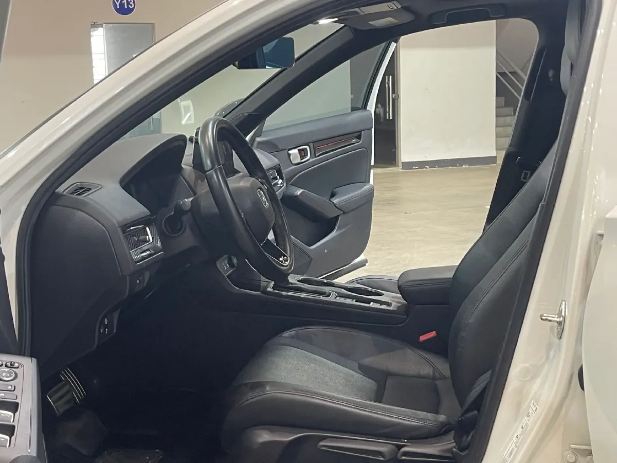 2022 Honda Civic 1.5T 182HP L4 CVT,autocango,china used car exporter,china ev exporter,chinese used car exporter,chinese used ev exporter