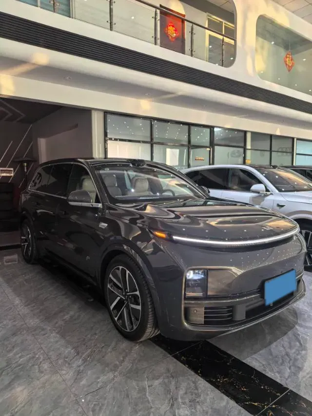 2024 Li L9 Range Extended 154HP REEV 52.3KWH,autocango,china used car exporter,china ev exporter,chinese used car exporter,chinese used ev exporter