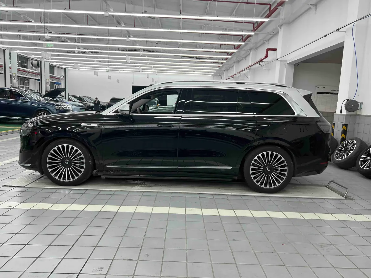 2024 AITO AITO M9 1.5T 152HP L4 REEV 42KWH,autocango,china used car exporter,china ev exporter,chinese used car exporter,chinese used ev exporter