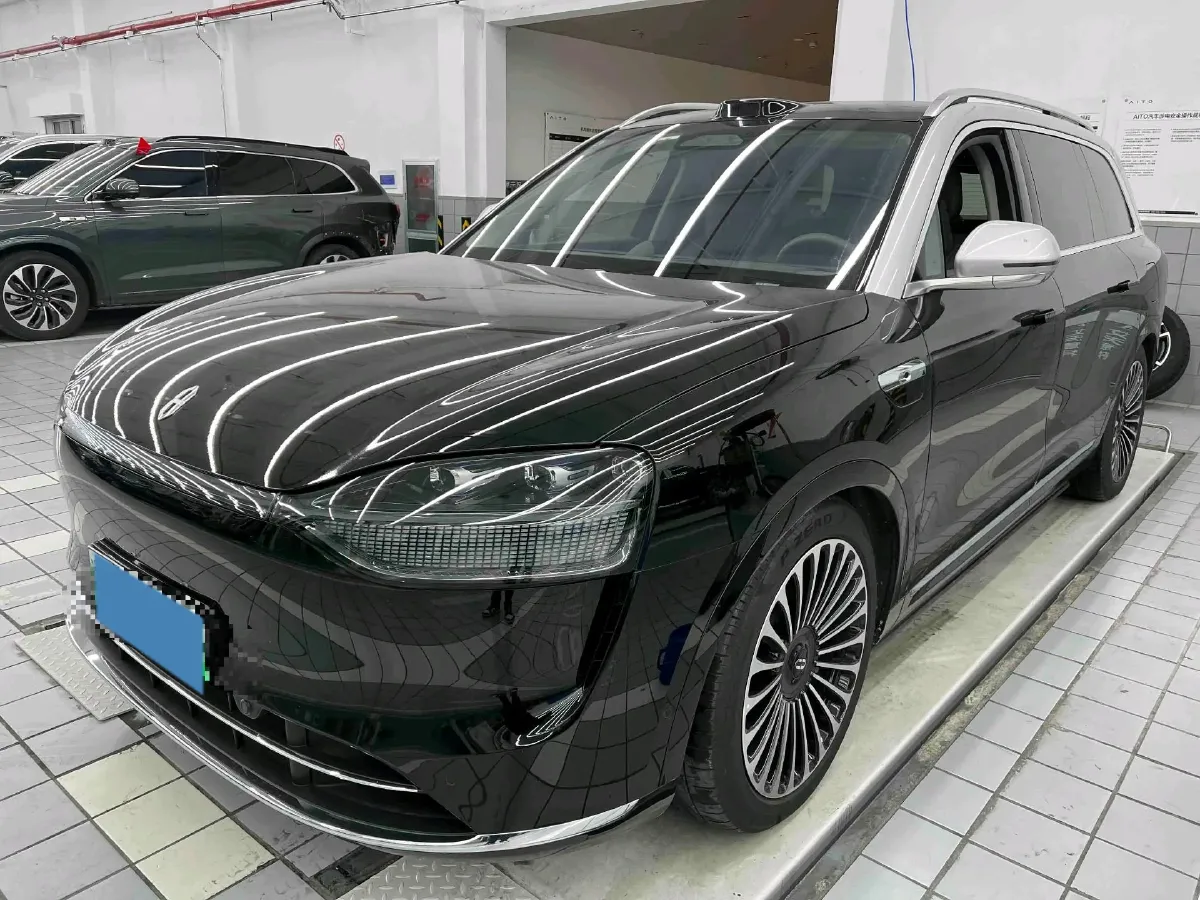 2024 AITO AITO M9 1.5T 152HP L4 REEV 42KWH,autocango,china used car exporter,china ev exporter,chinese used car exporter,chinese used ev exporter