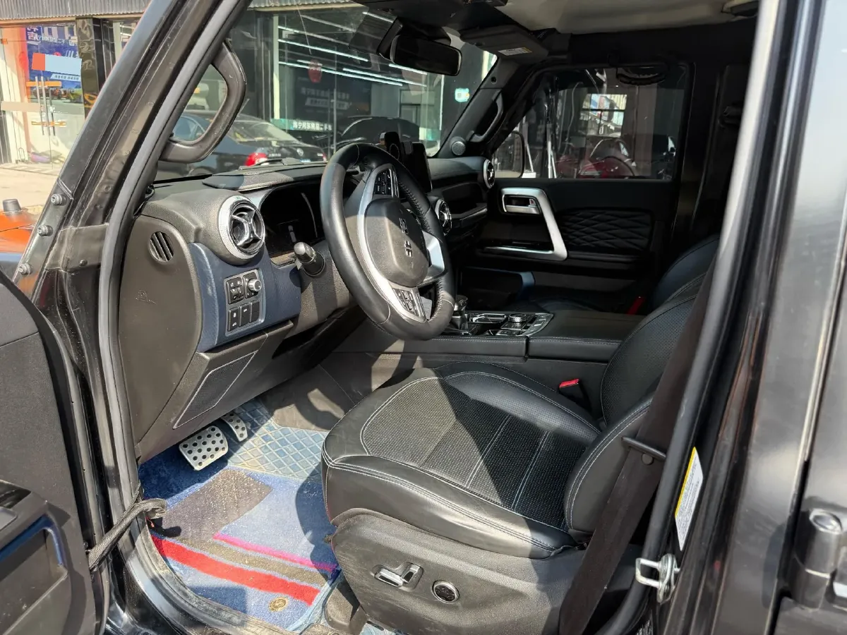 2021 Beijing BJ40 2.0T 163HP L4 8AT,autocango,china used car exporter,china ev exporter,chinese used car exporter,chinese used ev exporter