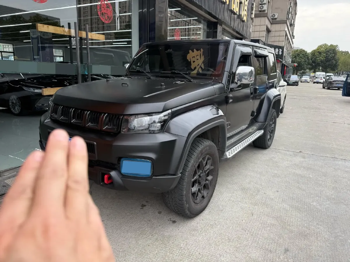 2021 Beijing BJ40 2.0T 163HP L4 8AT,autocango,china used car exporter,china ev exporter,chinese used car exporter,chinese used ev exporter