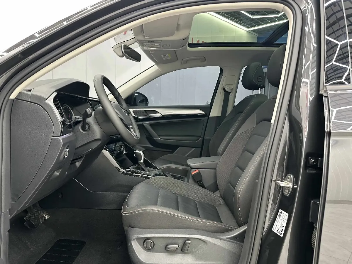 2022 Volkswagen Tayron 1.4T 150HP L4 7DCT,autocango,china used car exporter,china ev exporter,chinese used car exporter,chinese used ev exporter