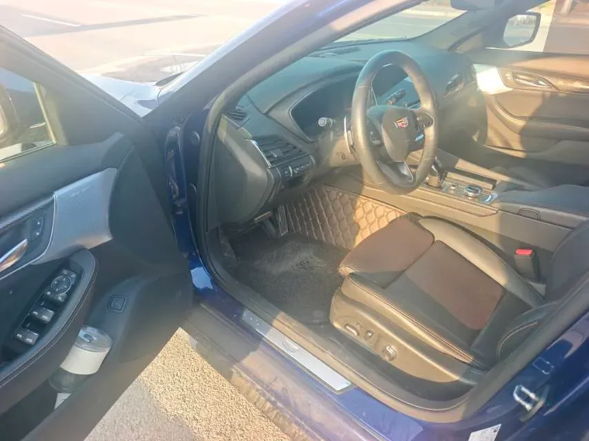 2024 Cadillac CT5 2.0T 237HP L4 10AT,autocango,china used car exporter,china ev exporter,chinese used car exporter,chinese used ev exporter