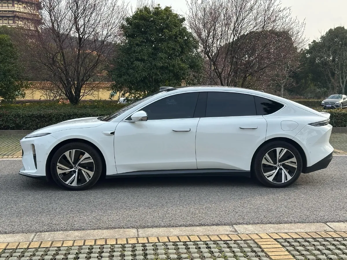 2024 NIO ET5 BEV 75KWH,autocango,china used car exporter,china ev exporter,chinese used car exporter,chinese used ev exporter