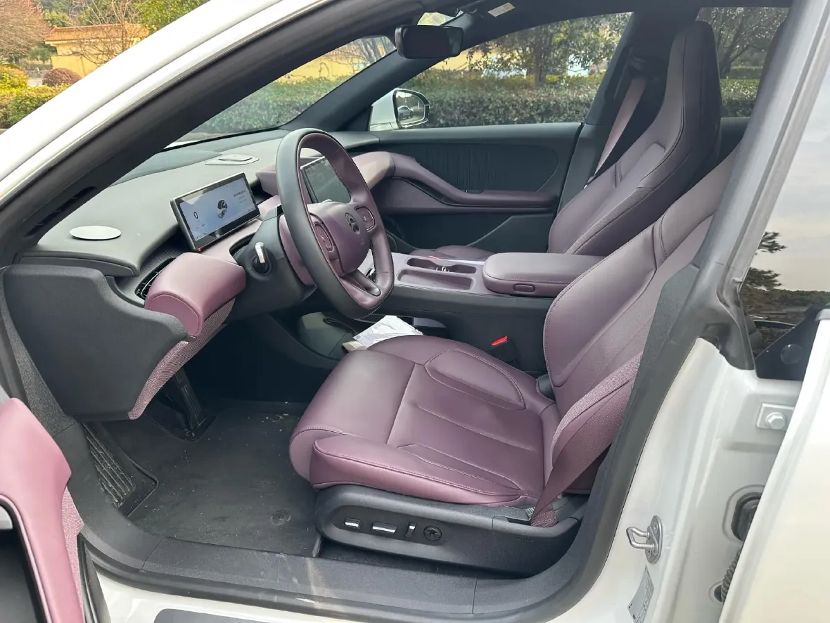 2024 NIO ET5 BEV 75KWH,autocango,china used car exporter,china ev exporter,chinese used car exporter,chinese used ev exporter