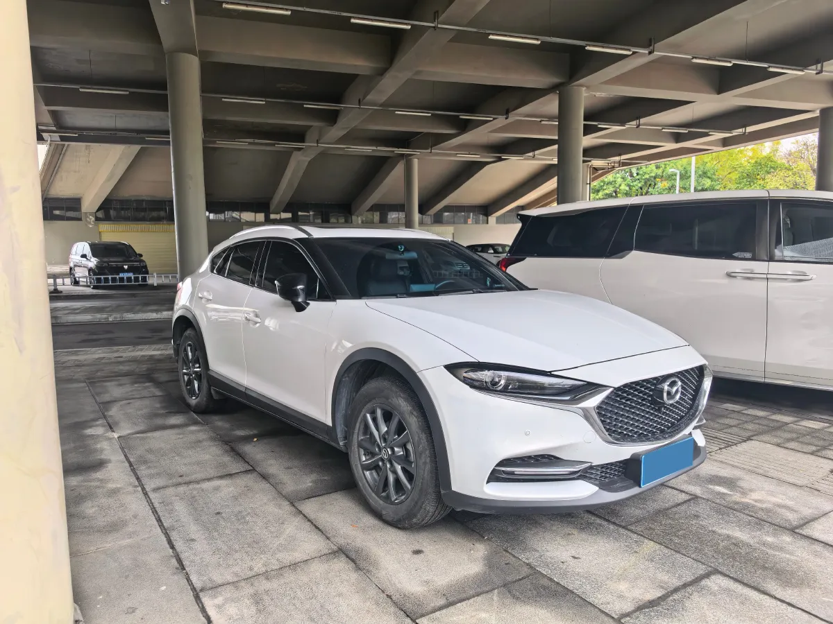 2021 Mazda CX-4 2.0L 158HP L4 6AT,autocango,china used car exporter,china ev exporter,chinese used car exporter,chinese used ev exporter