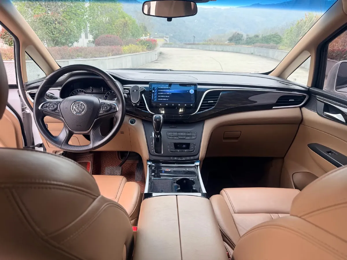 2018 Buick GL8 2.0T 260HP L4 6AT,autocango,china used car exporter,china ev exporter,chinese used car exporter,chinese used ev exporter