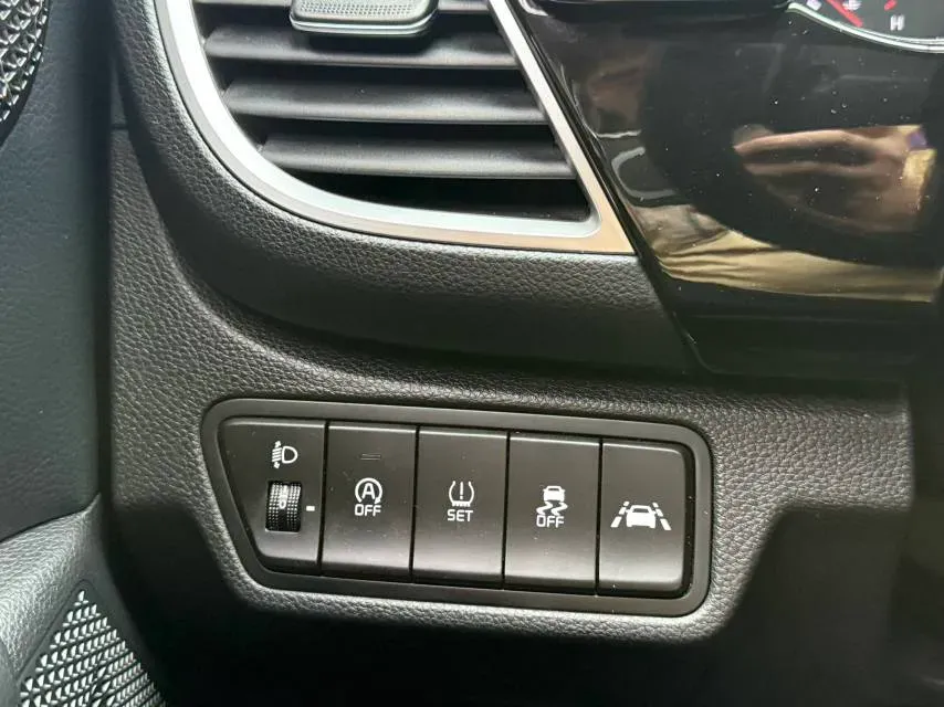 2021 Kia KX3 1.5L 115HP L4 CVT,autocango,china used car exporter,china ev exporter,chinese used car exporter,chinese used ev exporter