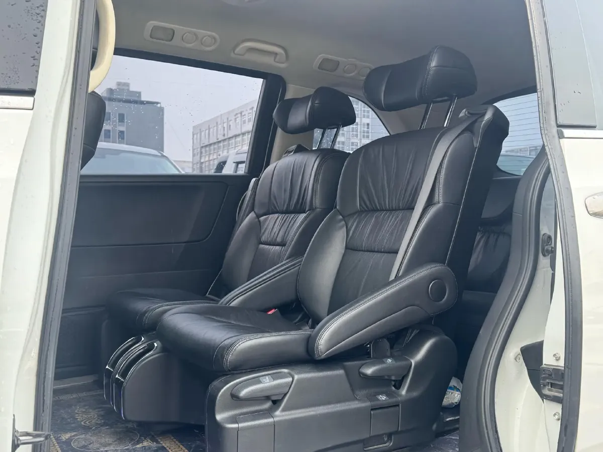 2022 Honda Odyssey 2.0L 146HP L4 E-CVT Hybrid,autocango,china used car exporter,china ev exporter,chinese used car exporter,chinese used ev exporter