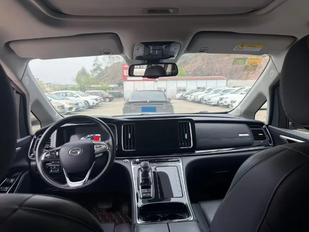 2021 GAC Trumpchi M8 2.0T 252HP L4 8AT,autocango,china used car exporter,china ev exporter,chinese used car exporter,chinese used ev exporter