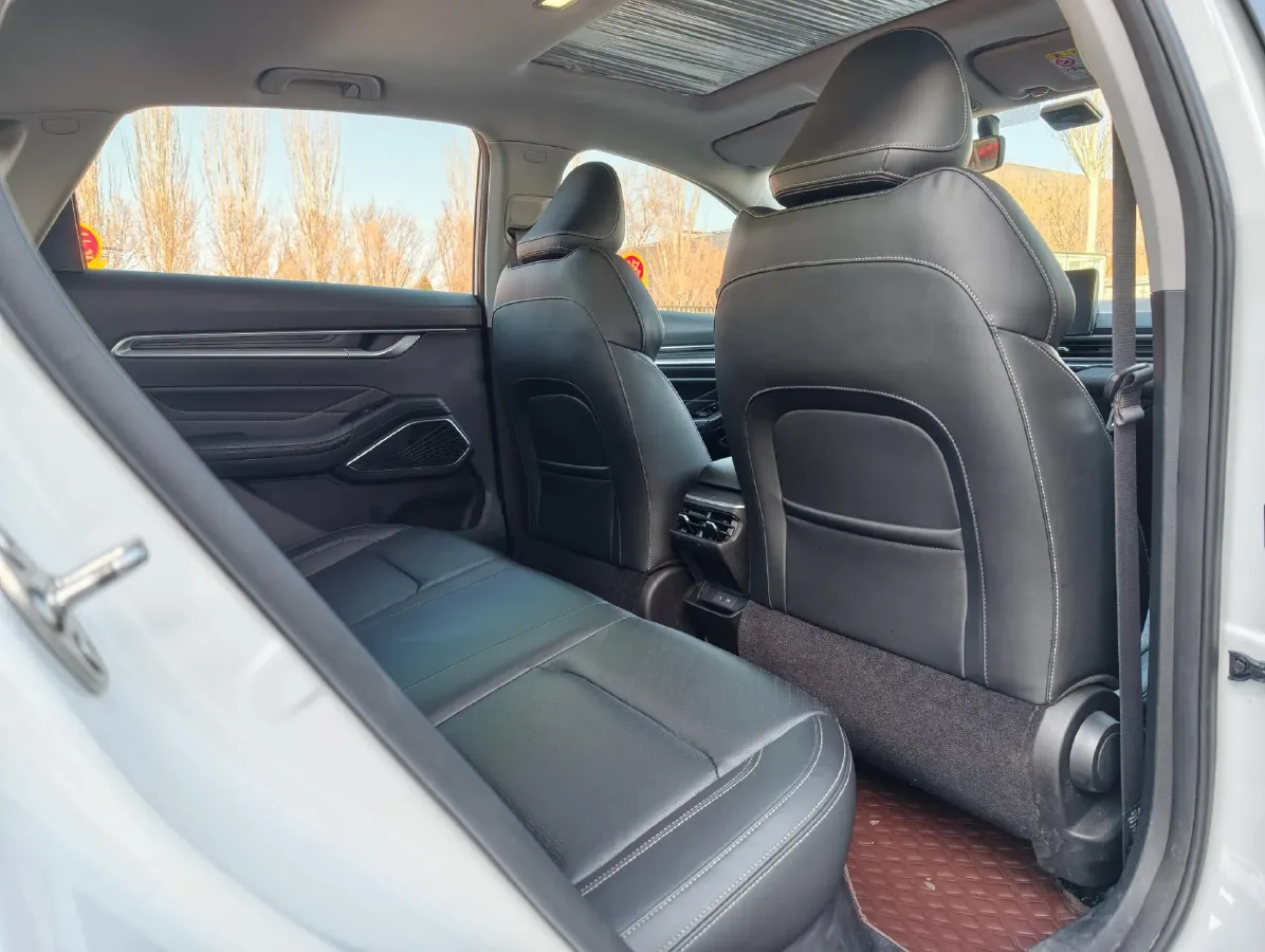 2022 Geely Emgrand 1.5L 114HP L4 CVT,autocango,china used car exporter,china ev exporter,chinese used car exporter,chinese used ev exporter