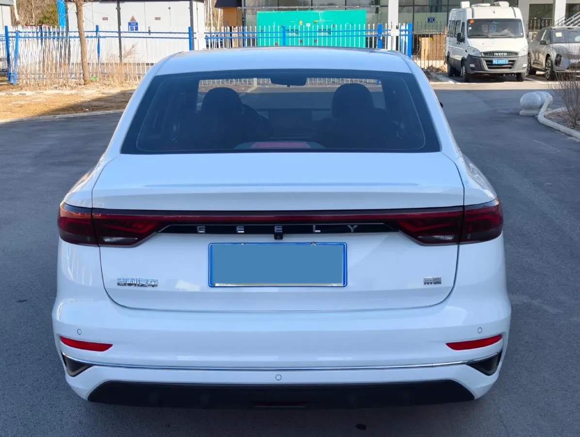 2022 Geely Emgrand 1.5L 114HP L4 CVT,autocango,china used car exporter,china ev exporter,chinese used car exporter,chinese used ev exporter