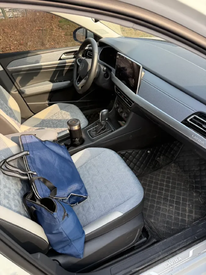 2023 Volkswagen Lavida 1.5L 113HP L4 6AT,autocango,china used car exporter,china ev exporter,chinese used car exporter,chinese used ev exporter