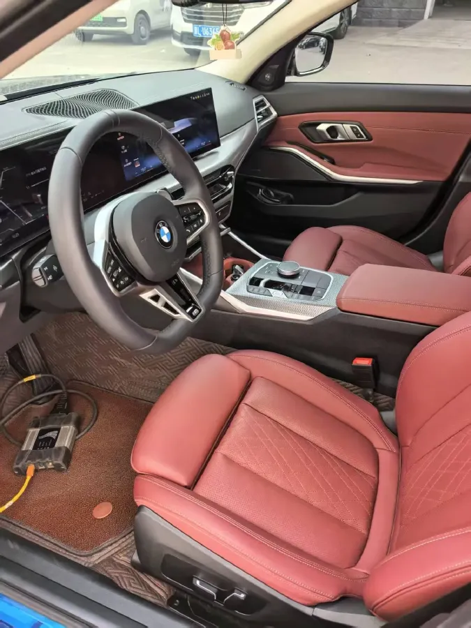 2025 BMW 3 Series 2.0T 245HP L4 8AT,autocango,china used car exporter,china ev exporter,chinese used car exporter,chinese used ev exporter