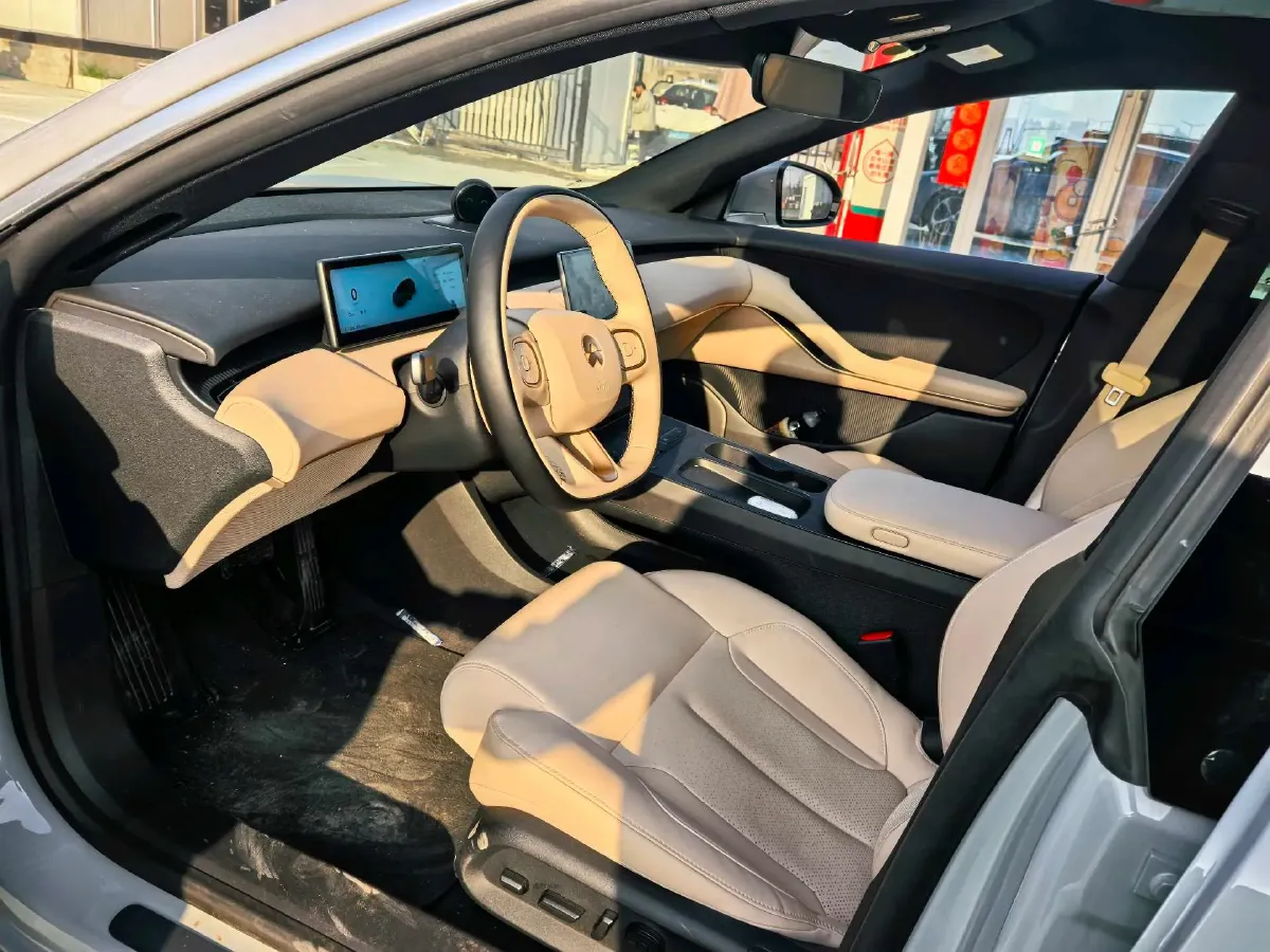 2024 NIO ET5T BEV 75KWH,autocango,china used car exporter,china ev exporter,chinese used car exporter,chinese used ev exporter