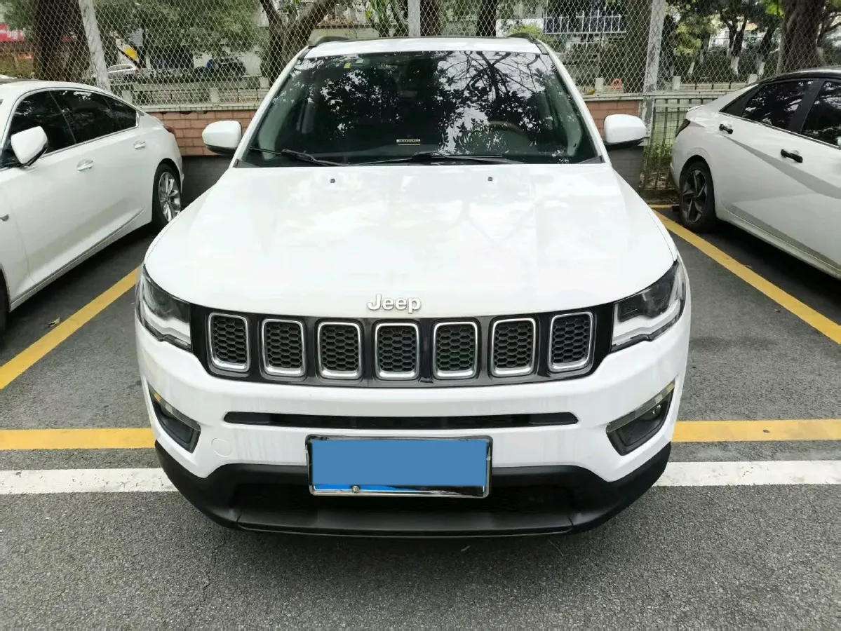 2020 Jeep Compass 1.3T 173HP L4 7DCT,autocango,china used car exporter,china ev exporter,chinese used car exporter,chinese used ev exporter