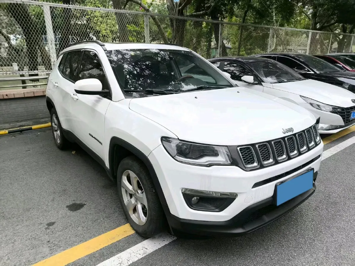 2020 Jeep Compass 1.3T 173HP L4 7DCT,autocango,china used car exporter,china ev exporter,chinese used car exporter,chinese used ev exporter