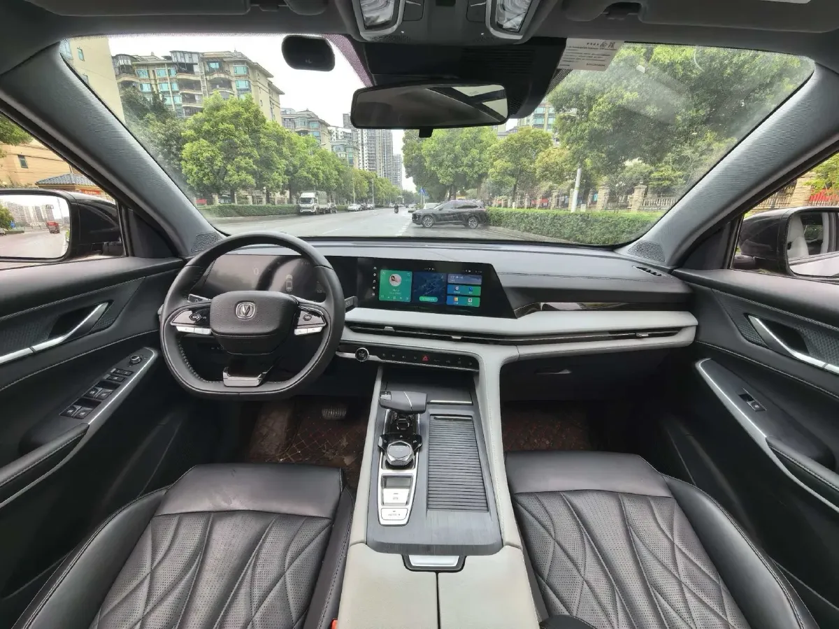 2024 ChangAn CS75 Plus 1.5T 188HP L4 8AT,autocango,china used car exporter,china ev exporter,chinese used car exporter,chinese used ev exporter