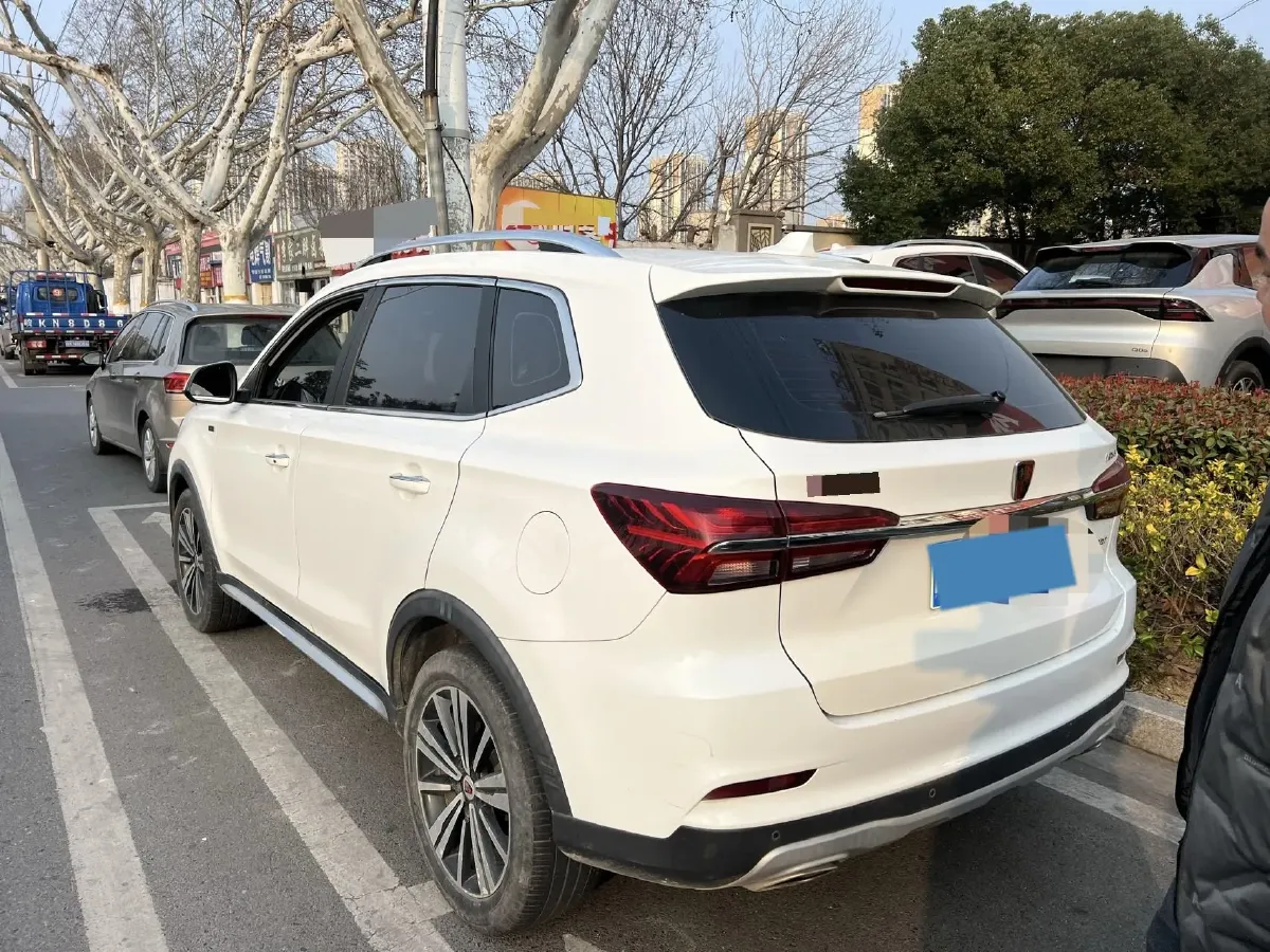 2020 Roewe i6 1.5T 169HP L4 7DCT,autocango,china used car exporter,china ev exporter,chinese used car exporter,chinese used ev exporter