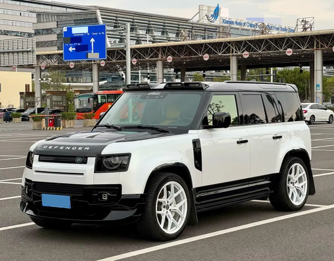 2021 Land Rover Defender 3.0T 400HP L6 8AT,autocango,china used car exporter,china ev exporter,chinese used car exporter,chinese used ev exporter