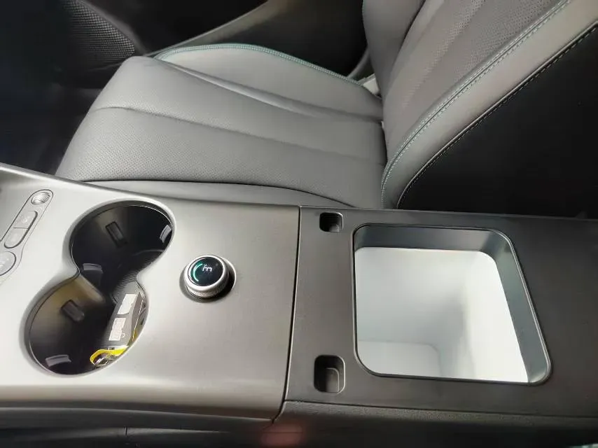 2025 BYD Seal06 BEV,autocango,china used car exporter,china ev exporter,chinese used car exporter,chinese used ev exporter