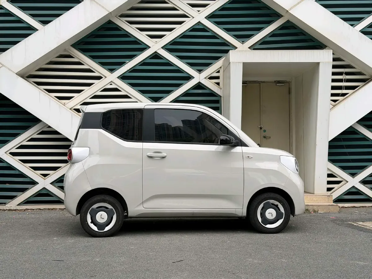 2024 WuLing HongGuang MINI EV BEV 17.3KWH,autocango,china used car exporter,china ev exporter,chinese used car exporter,chinese used ev exporter