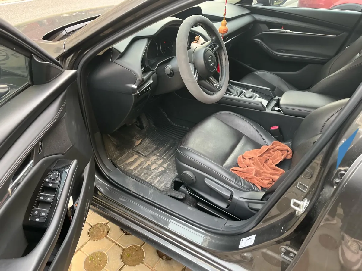 2022 Mazda 3 Axela 2.0L 158HP L4 6AT,autocango,china used car exporter,china ev exporter,chinese used car exporter,chinese used ev exporter
