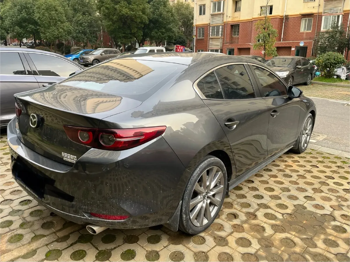 2022 Mazda 3 Axela 2.0L 158HP L4 6AT,autocango,china used car exporter,china ev exporter,chinese used car exporter,chinese used ev exporter