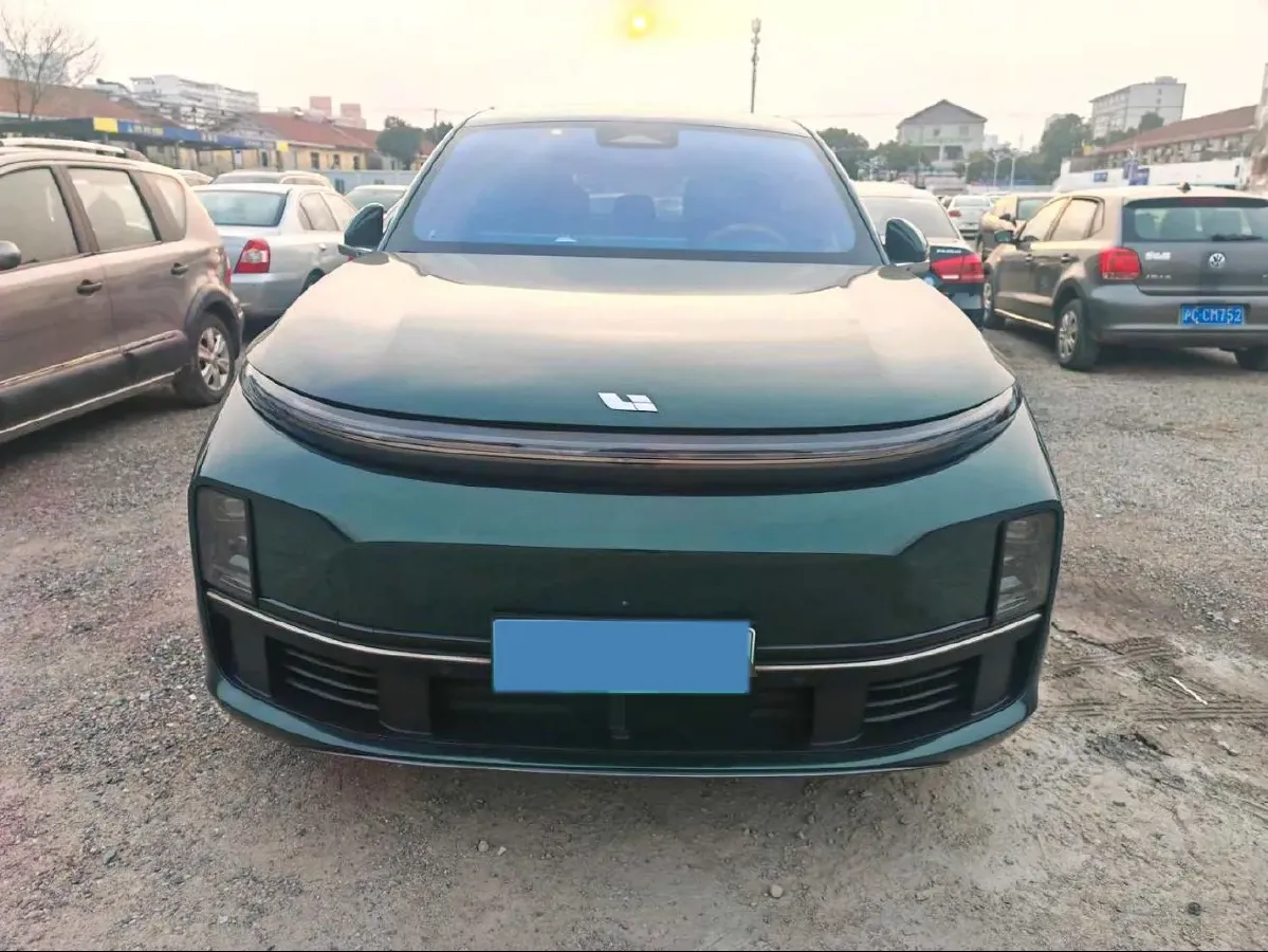 2023 Li L7 Range Extended 154HP REEV 40.9KWH,autocango,china used car exporter,china ev exporter,chinese used car exporter,chinese used ev exporter