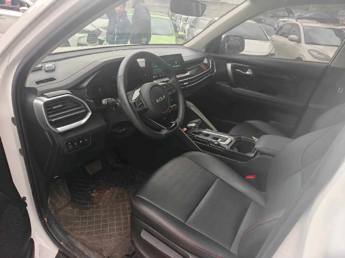 2021 Kia Sportage R 2.0L 161HP L4 6AT,autocango,china used car exporter,china ev exporter,chinese used car exporter,chinese used ev exporter