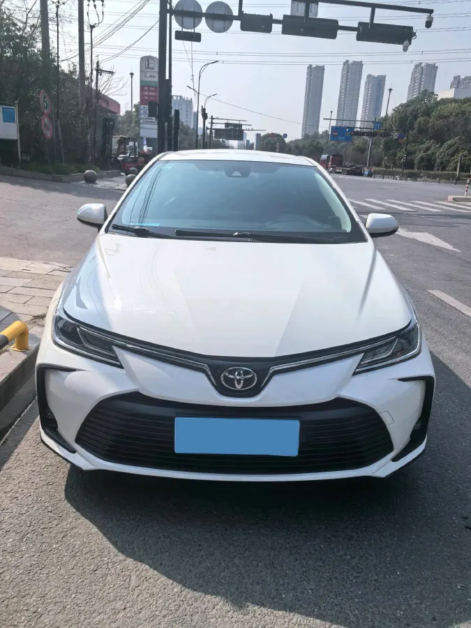 2021 Toyota Corolla 1.2T 116HP L4 CVT,autocango,china used car exporter,china ev exporter,chinese used car exporter,chinese used ev exporter