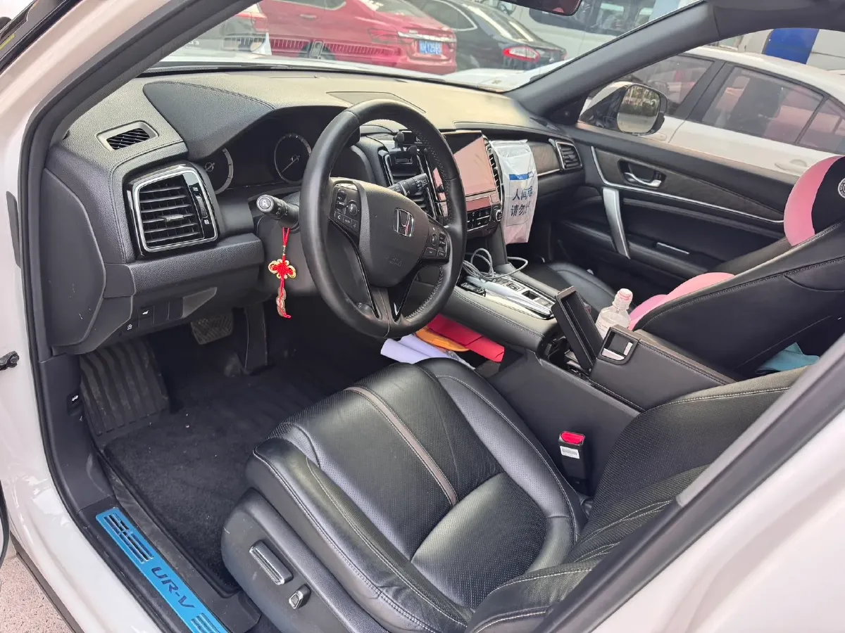 2020 Honda UR-V 2.0T 272HP L4 9AT,autocango,china used car exporter,china ev exporter,chinese used car exporter,chinese used ev exporter