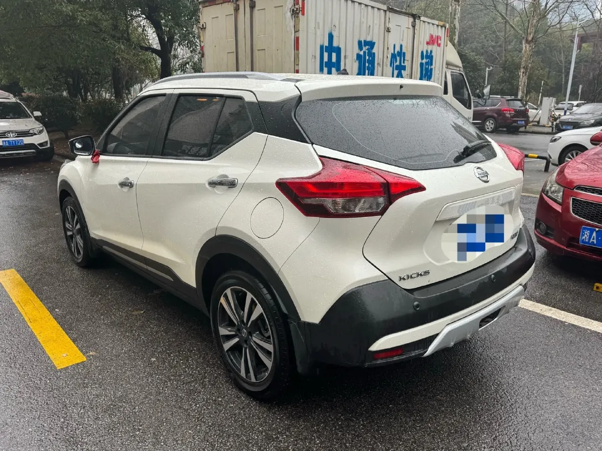 2022 Nissan Kicks 1.5L 122HP L4 CVT,autocango,china used car exporter,china ev exporter,chinese used car exporter,chinese used ev exporter