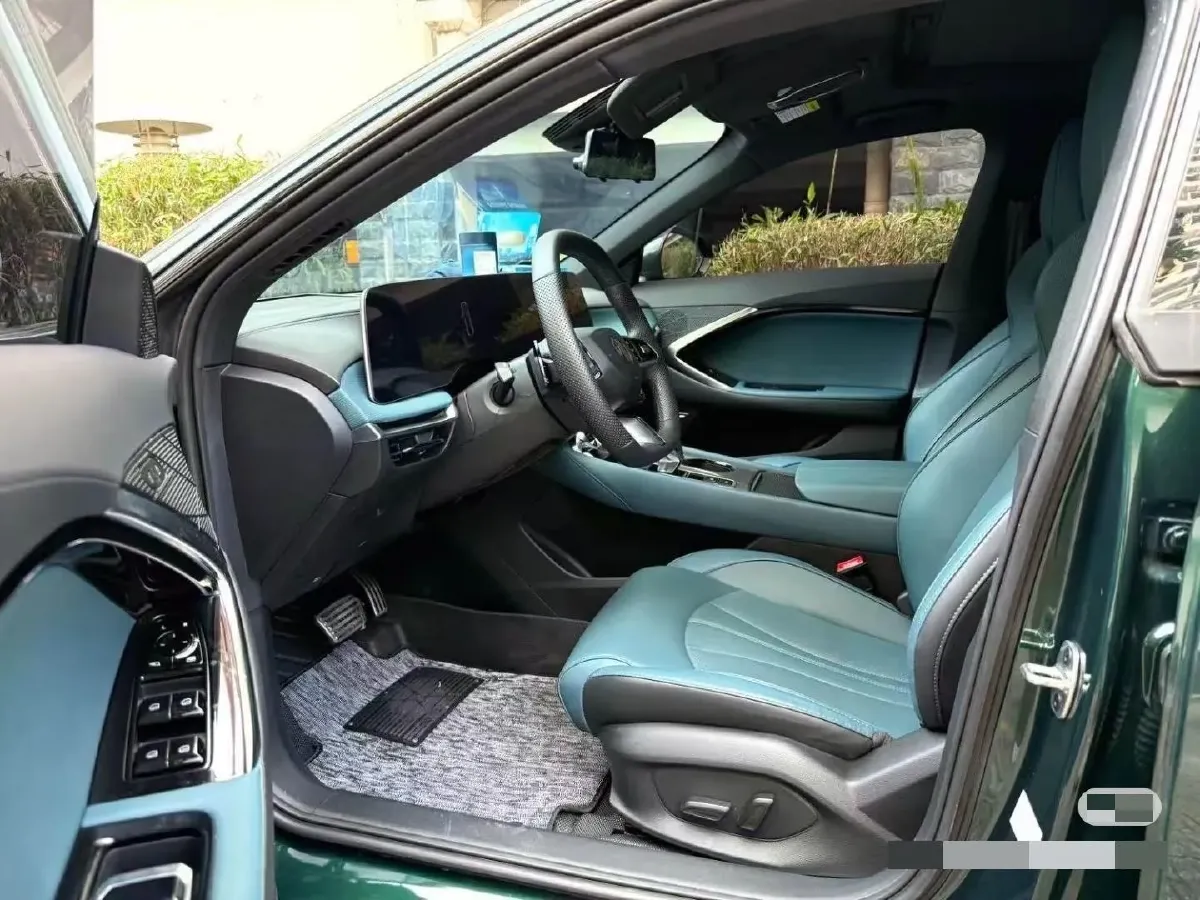 2023 MG 7 2.0T 261HP L4 9AT,autocango,china used car exporter,china ev exporter,chinese used car exporter,chinese used ev exporter