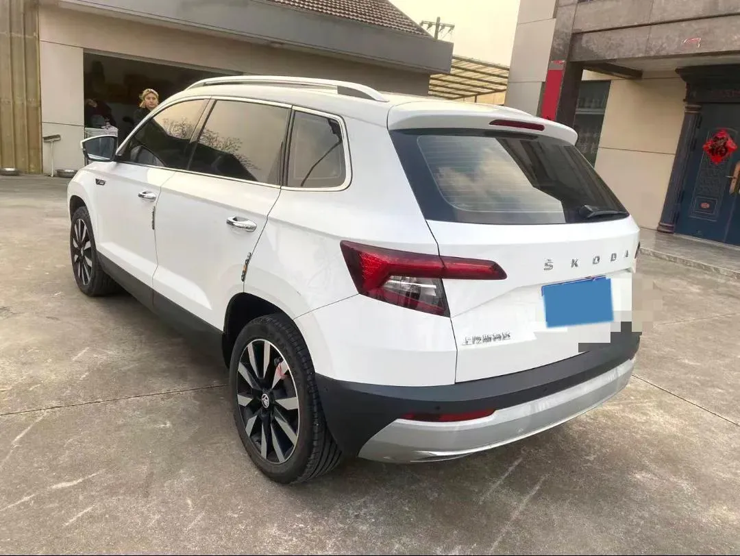 2020 Skoda Karoq 1.4T 150HP L4 7DCT,autocango,china used car exporter,china ev exporter,chinese used car exporter,chinese used ev exporter