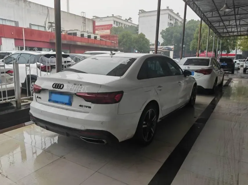 2023 Audi A4L 2.0T 190HP L4 7DCT,autocango,china used car exporter,china ev exporter,chinese used car exporter,chinese used ev exporter