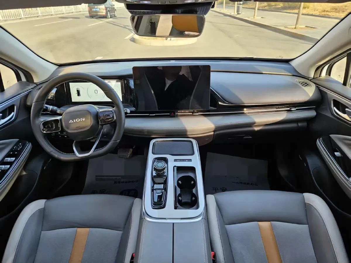 2022 ChangAn Oshan Z6 1.5T 170HP L4 6TCT PHEV 28.4KWH,autocango,china used car exporter,china ev exporter,chinese used car exporter,chinese used ev exporter