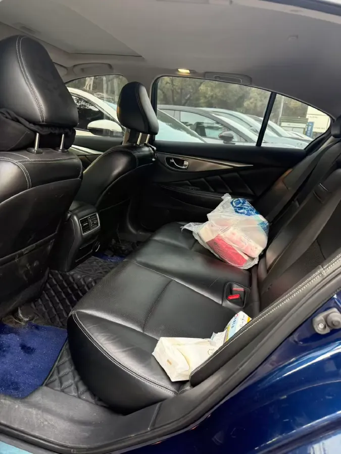 2018 Jeep Grand Commander 2.0T 265HP L4 9AT,autocango,china used car exporter,china ev exporter,chinese used car exporter,chinese used ev exporter