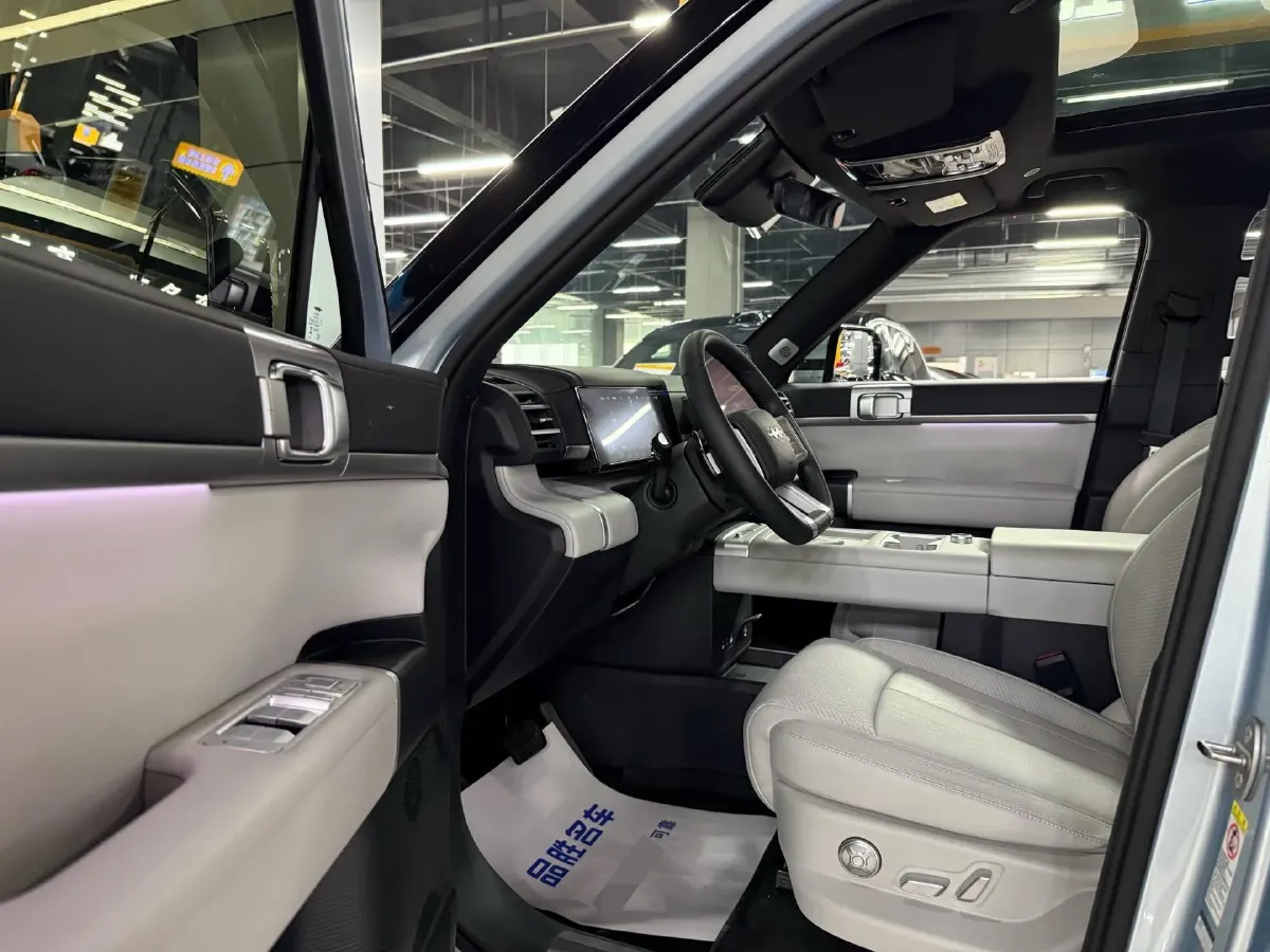 2025 FangChengBao Tai 7 1.5T 156HP L4 E-CVT PHEV,autocango,china used car exporter,china ev exporter,chinese used car exporter,chinese used ev exporter