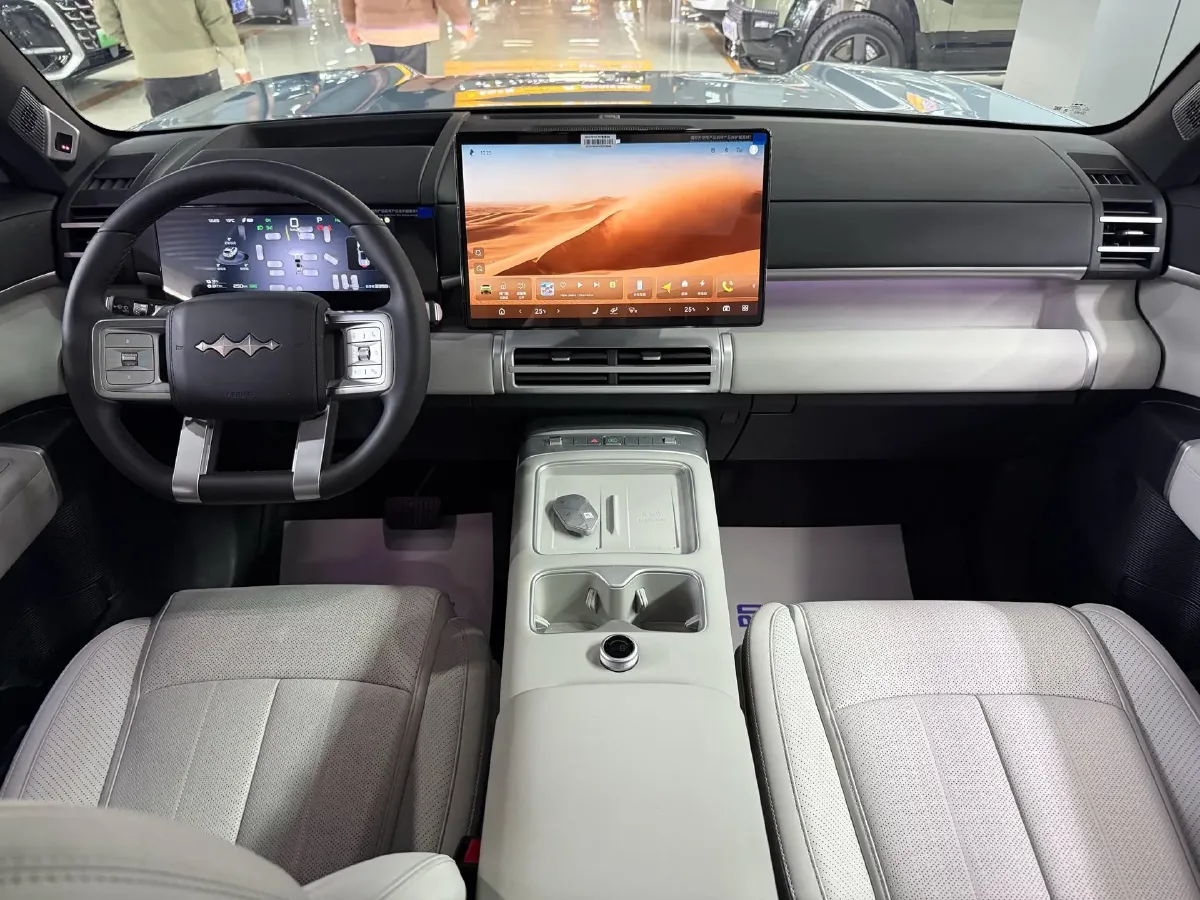 2025 FangChengBao Tai 7 1.5T 156HP L4 E-CVT PHEV,autocango,china used car exporter,china ev exporter,chinese used car exporter,chinese used ev exporter