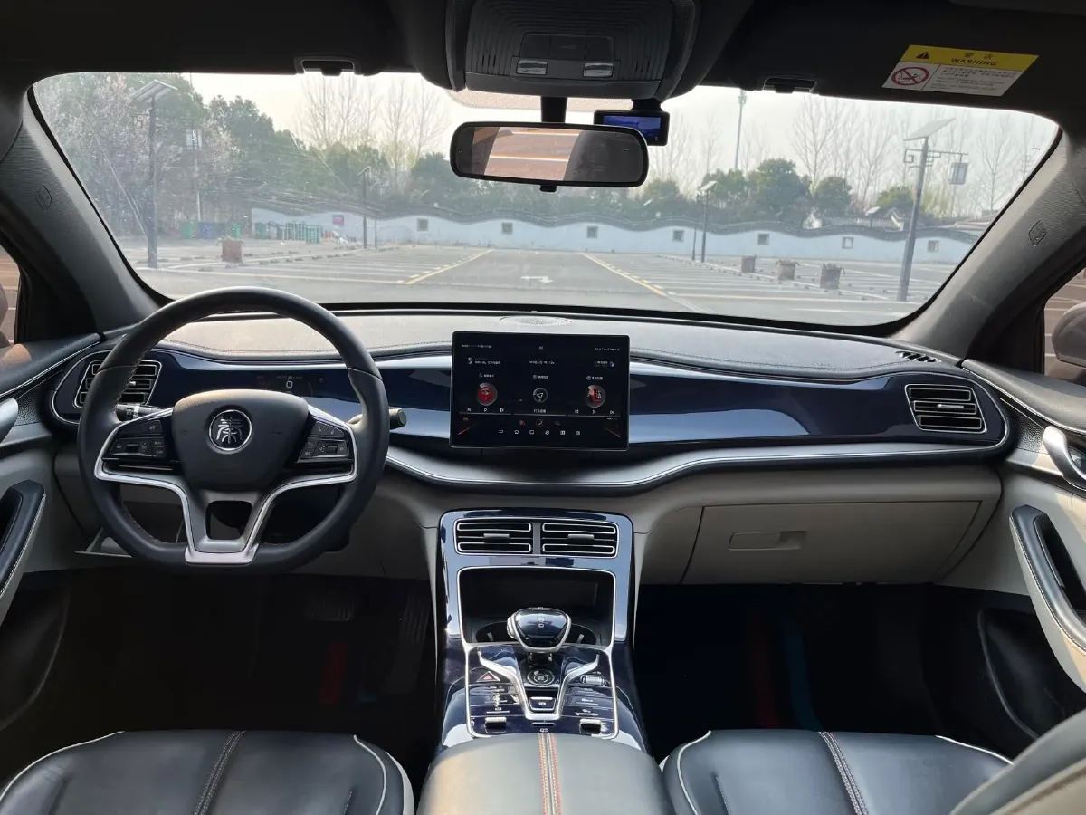 2021 MAXUS G50 1.5T 169HP L4 7DCT,autocango,china used car exporter,china ev exporter,chinese used car exporter,chinese used ev exporter