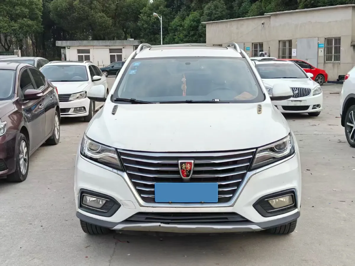 2020 Roewe i6 1.5T 169HP L4 7DCT,autocango,china used car exporter,china ev exporter,chinese used car exporter,chinese used ev exporter