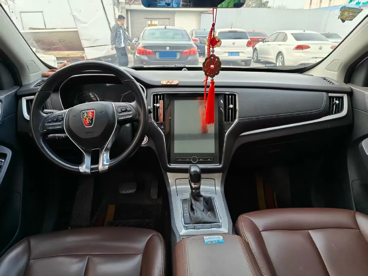 2020 Roewe i6 1.5T 169HP L4 7DCT,autocango,china used car exporter,china ev exporter,chinese used car exporter,chinese used ev exporter