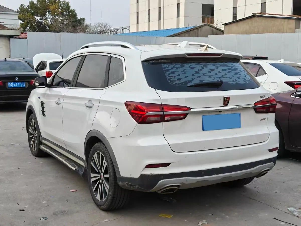 2020 Roewe i6 1.5T 169HP L4 7DCT,autocango,china used car exporter,china ev exporter,chinese used car exporter,chinese used ev exporter